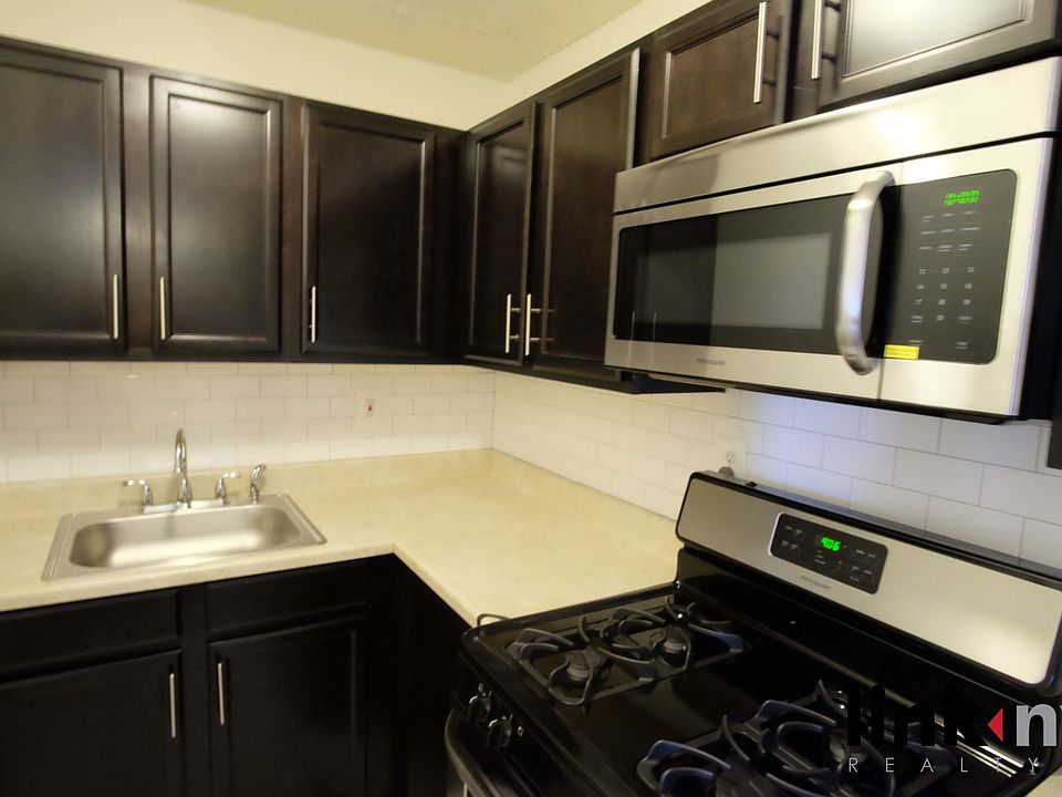 1st image of 40 E Sidney Ave APT 12G