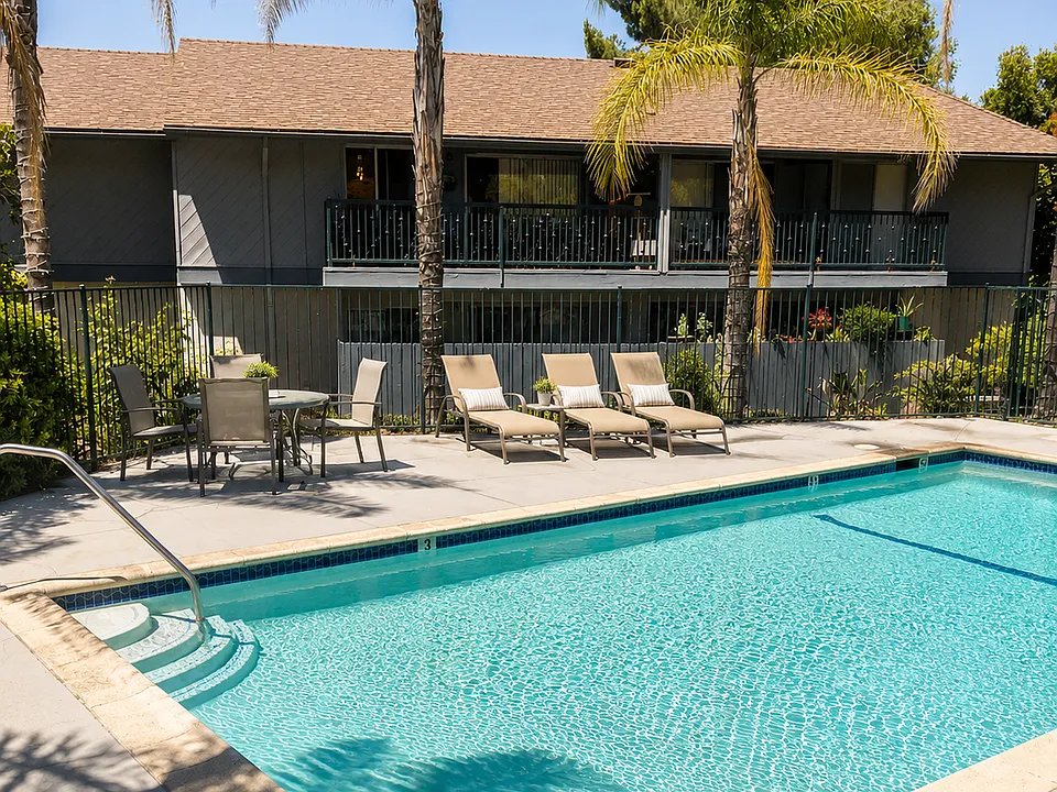 Crestwood Chalets Inc
