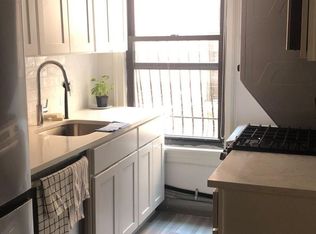 858 Driggs Ave #4A, Brooklyn, NY 11211