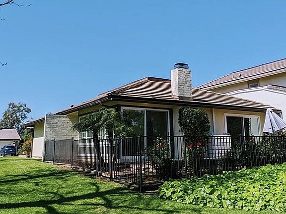3rd image of 32129 Lake Meadow Ln #1