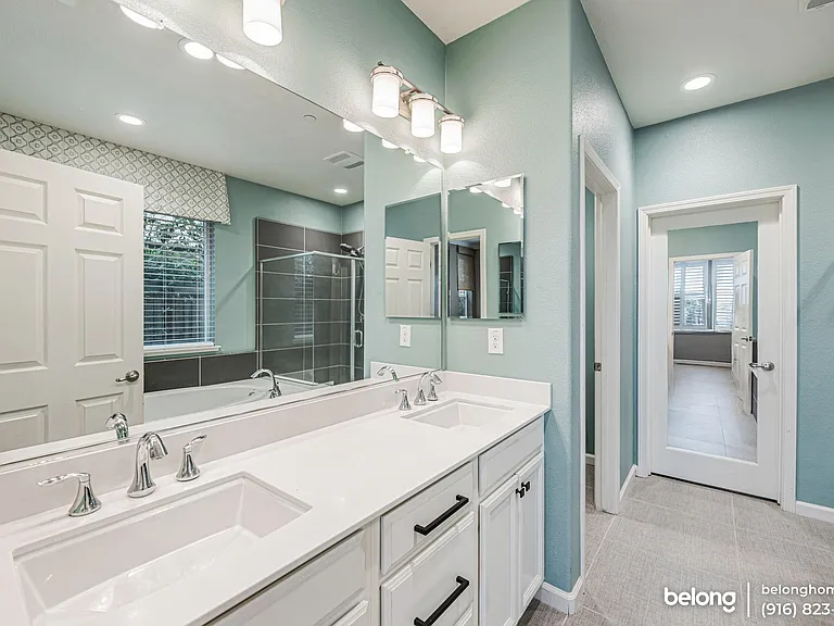 9773 Philta Way — Photo 35
