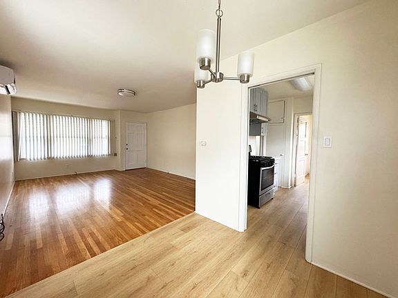 5th image of 336 N Stoneman Ave #338