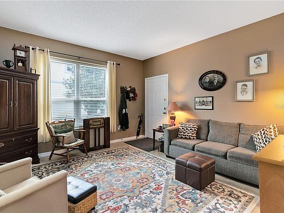 5th image of 3156 Sun Lake Ct APT A