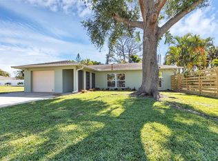 4725 Neptune Rd, Venice, FL 34293