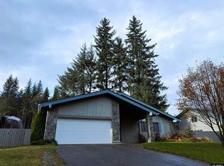 3319 Meander Way, Juneau, AK 99801