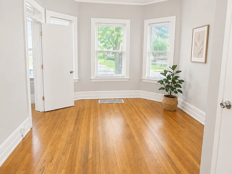3205 N Bartlett Ave — Photo 8