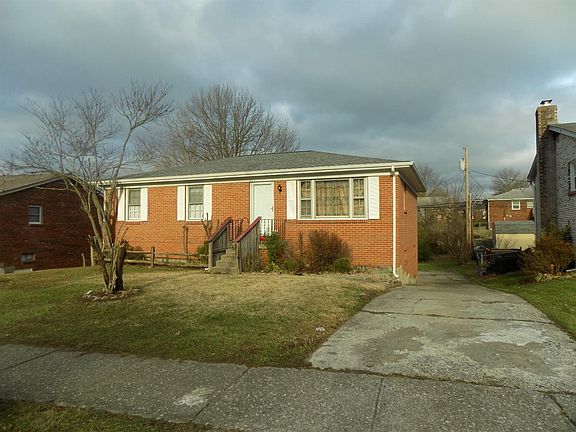 2nd image of 1371 Beulah Park