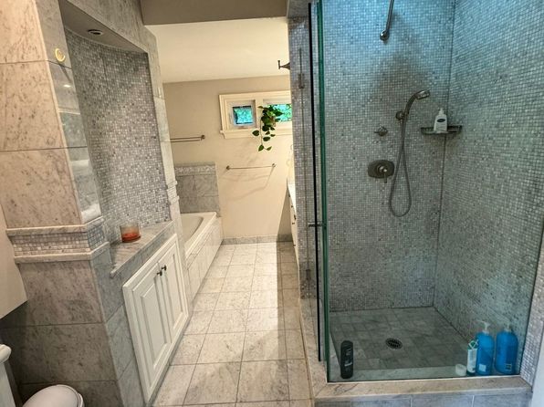 2 bedroom rental in West Vancouver — photo 23