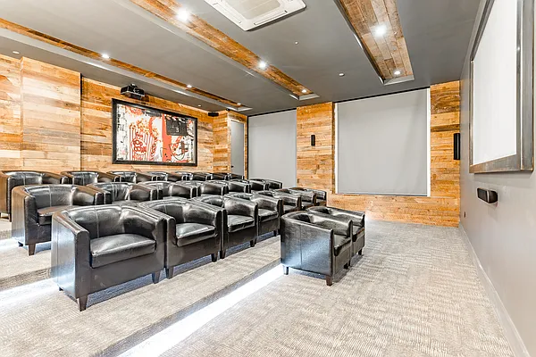 Rented by MySpaceNYC | media 42