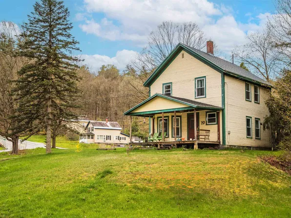 19 Pleasant Street, Proctor, VT 05765