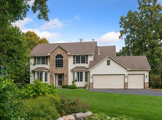 15059 Bridgewater Dr, Savage, MN 55378