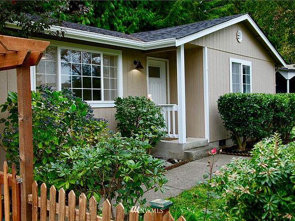 2nd image of 1480 Sierra Park Lane