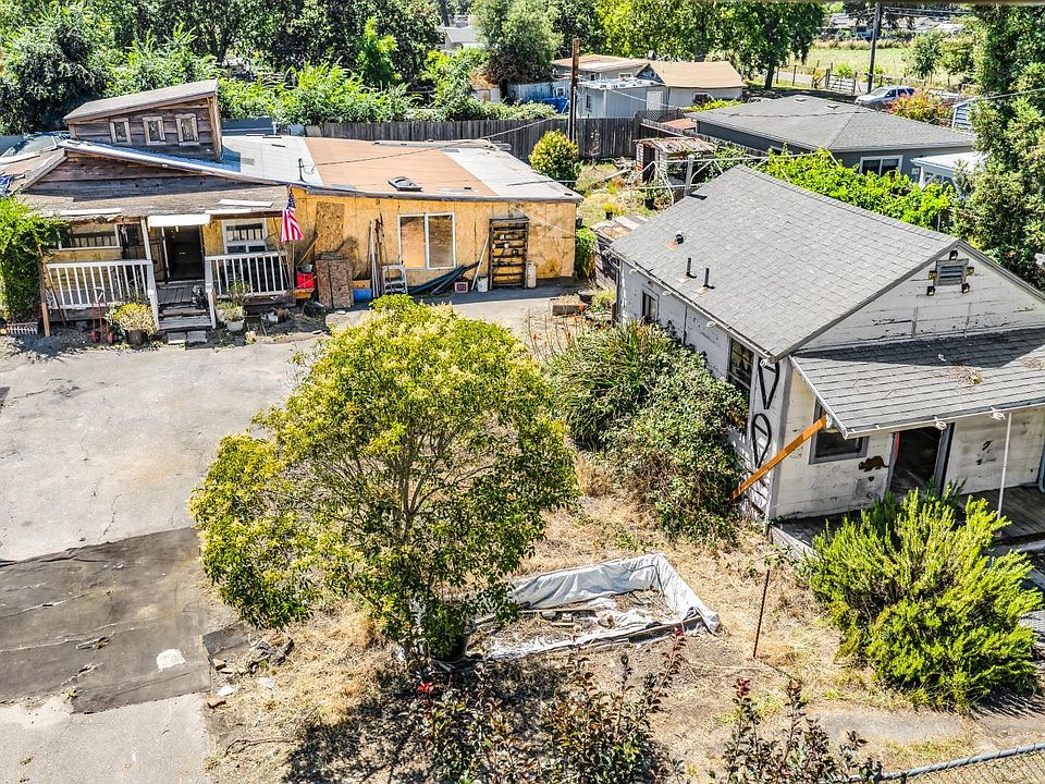 1st image of 1129 Fresno Avenue