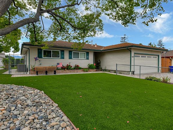 2nd image of 625 Sobrato Dr