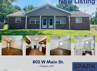 802 W Main St #B, Odessa, MO 64076