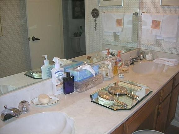 5th image of 311 Longview Dr