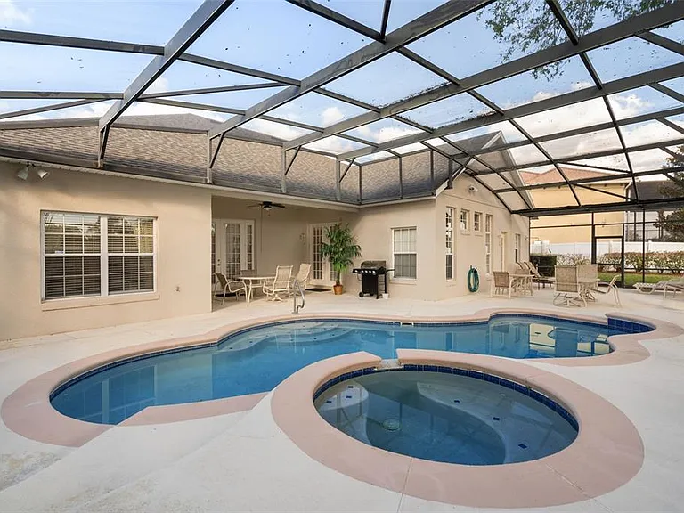 7939 Sea Pearl Cir — Photo 38