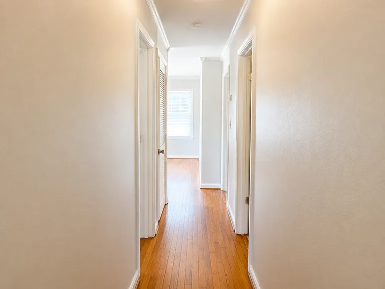303 Rutherford Ave NW — Photo 21