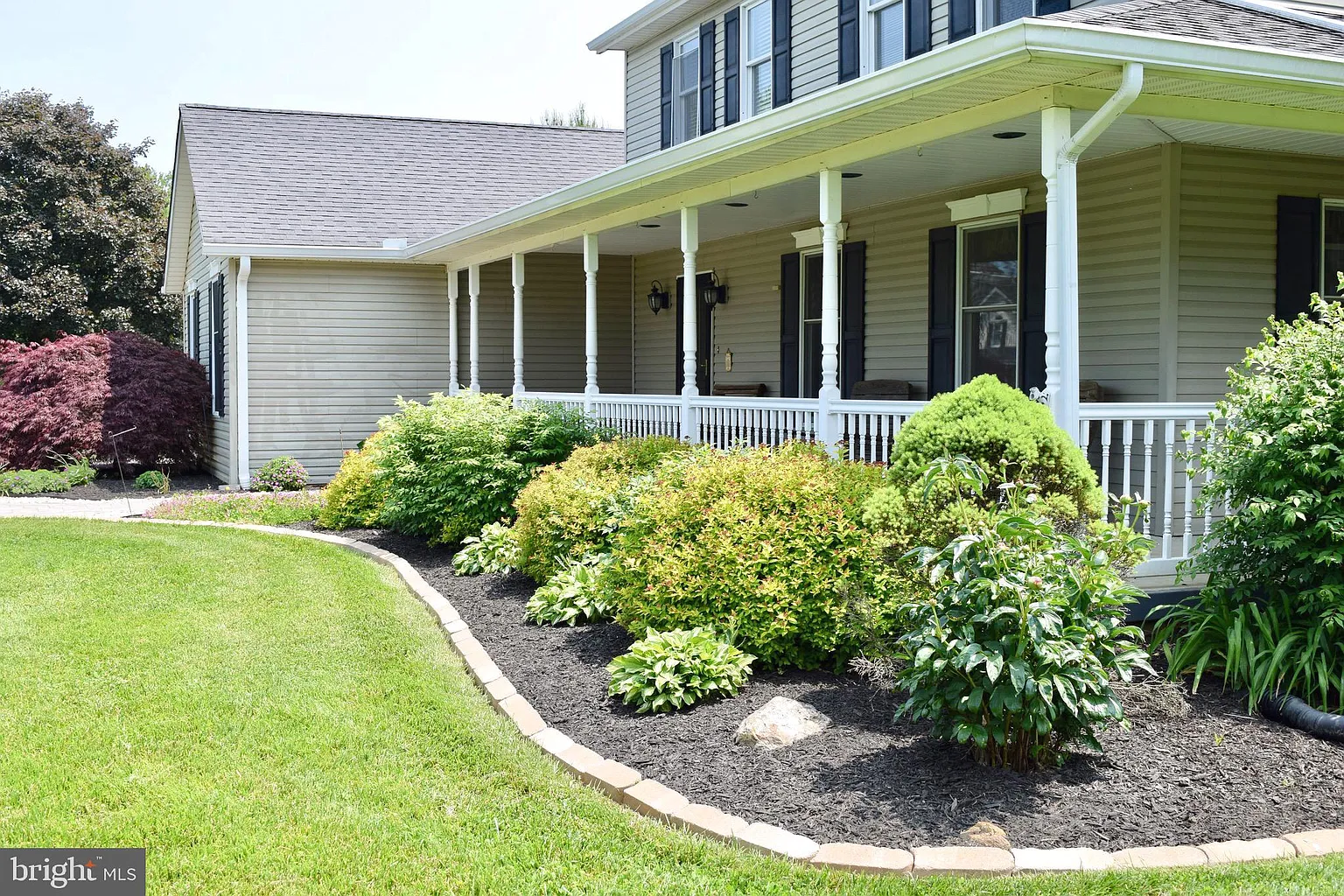 8 Meadow Wood Ln photo 1