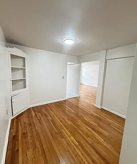 769 3E dining area