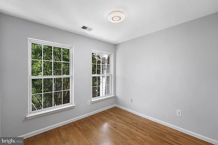 13811 Churchville Dr — Photo 17