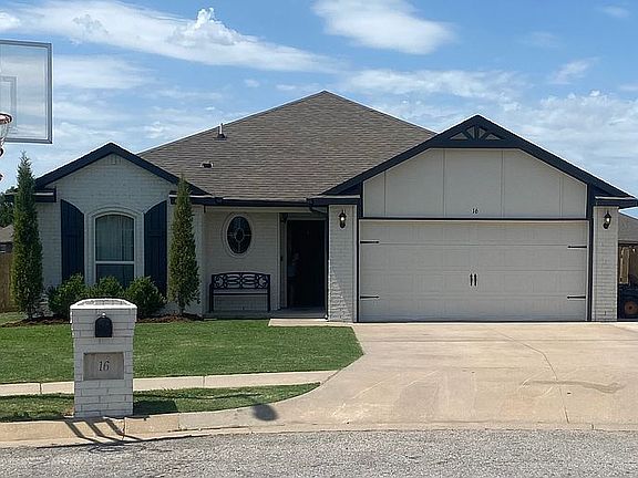 2nd image of 16 Vail Ct