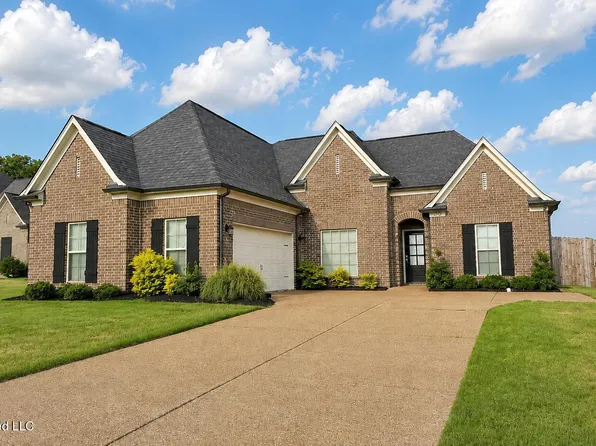 1932 Ava Dr, Nesbit, MS 38651