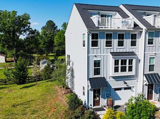 5911 McComb St, Crozet, VA 22932