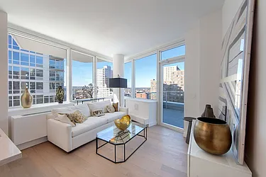 Rented by Red Apple Group