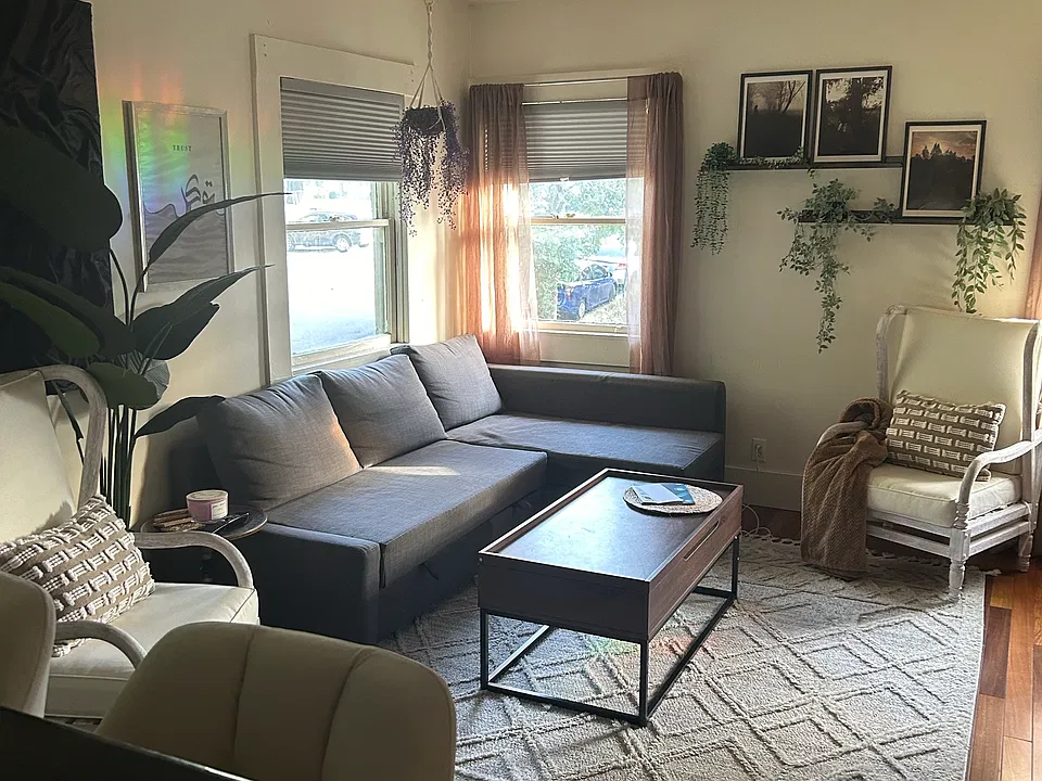 150 Moss Way #5