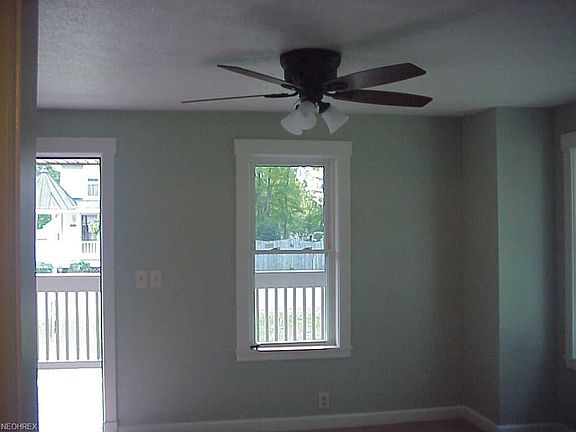 2nd image of 5861 Heatherhedge Dr