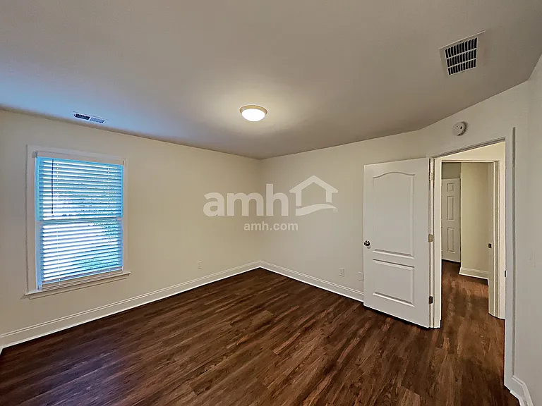1753 Thomas Pointe Trce — Photo 20