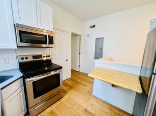 1326 N 6th St #1R, Philadelphia, PA 19122