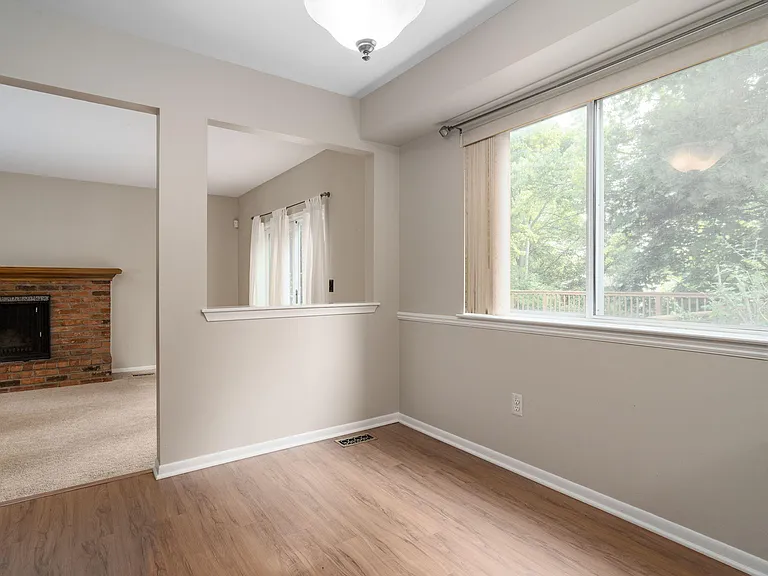 707 Rutgers Rd — Photo 18