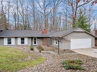 12612 The Blfs, Strongsville, OH 44136