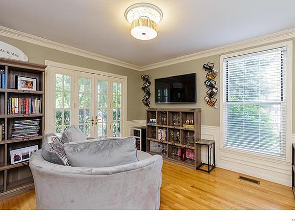 5th image of 5737 Westminster Pl