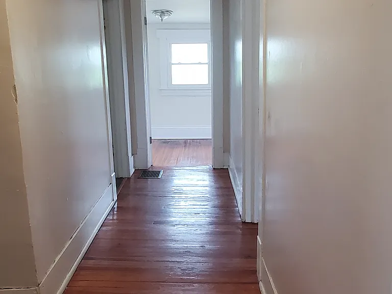 606 Riverland Rd SE — Photo 22