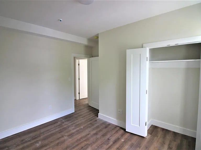 843 Columbia Rd — Photo 11