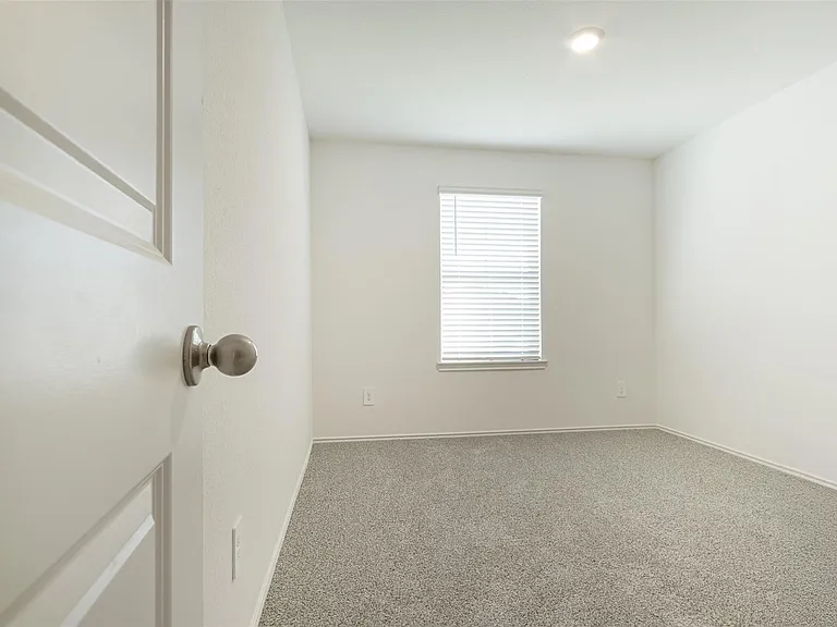 4214 Ramsbury Reach Ct — Photo 41
