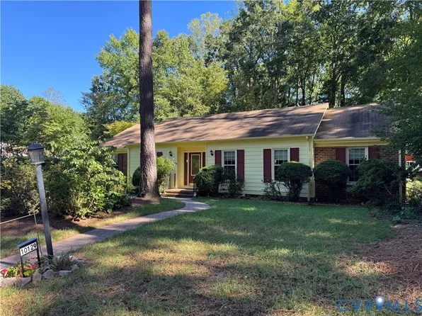 10129 Deepwood Cir, Henrico, VA 23238