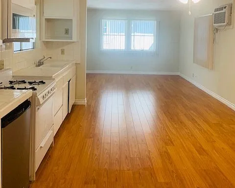325 Delaware Rd #A — Photo 7