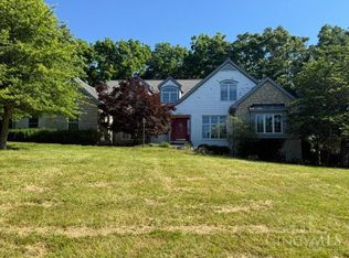 5776 Kensington Ridge Dr, Cincinnati, OH 45230