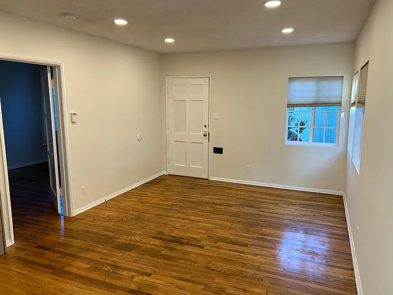 4018 Tilden Ave #A — Photo 6
