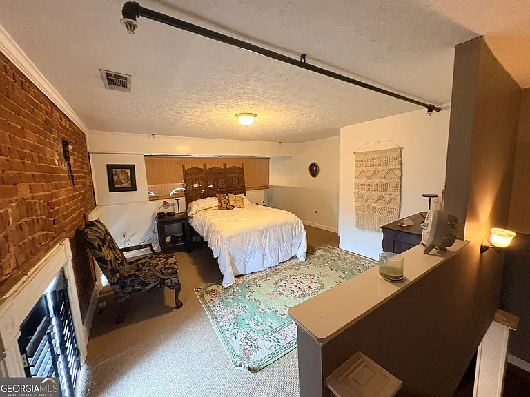 102 N Hill St #304 — Photo 12