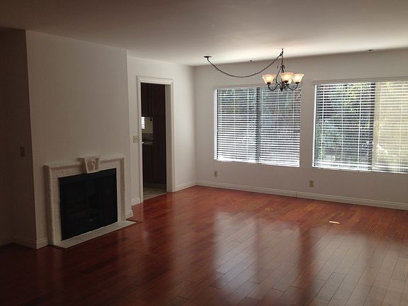 3rd image of 3271 Sawtelle Blvd APT 106