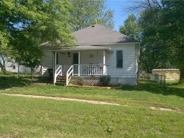206 E Agnes St, Mc Louth, KS 66054