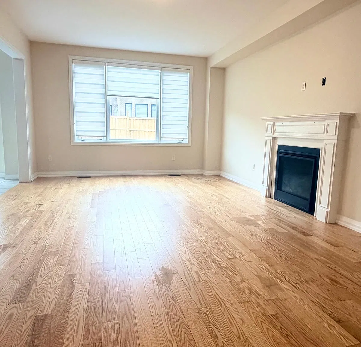 4 bed, $2,900 — Photo 3