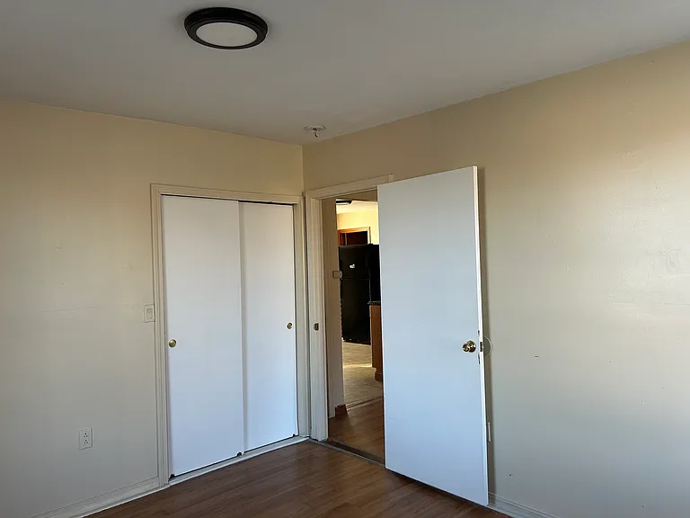 569 Winthrop St #2 — Photo 6