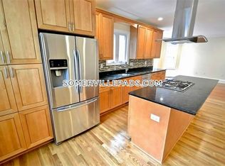 201 College Ave #1, Somerville, MA 02144