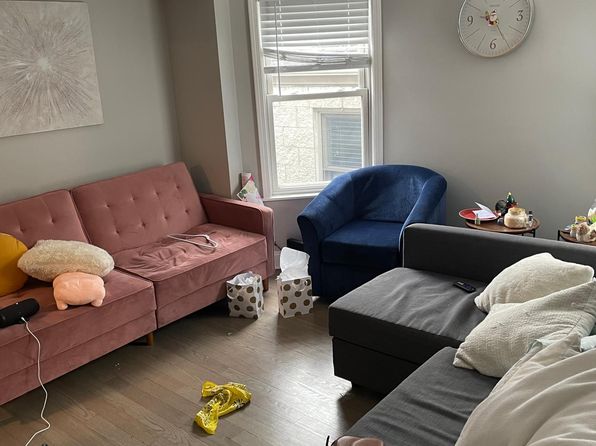 1022 W George St APT 3